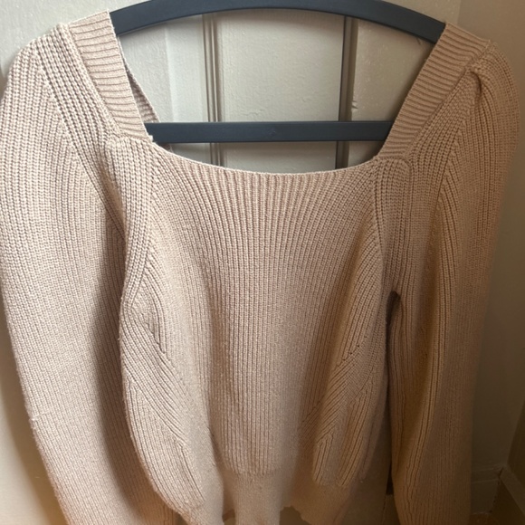 Stylish Sweater - Picture 3 of 3